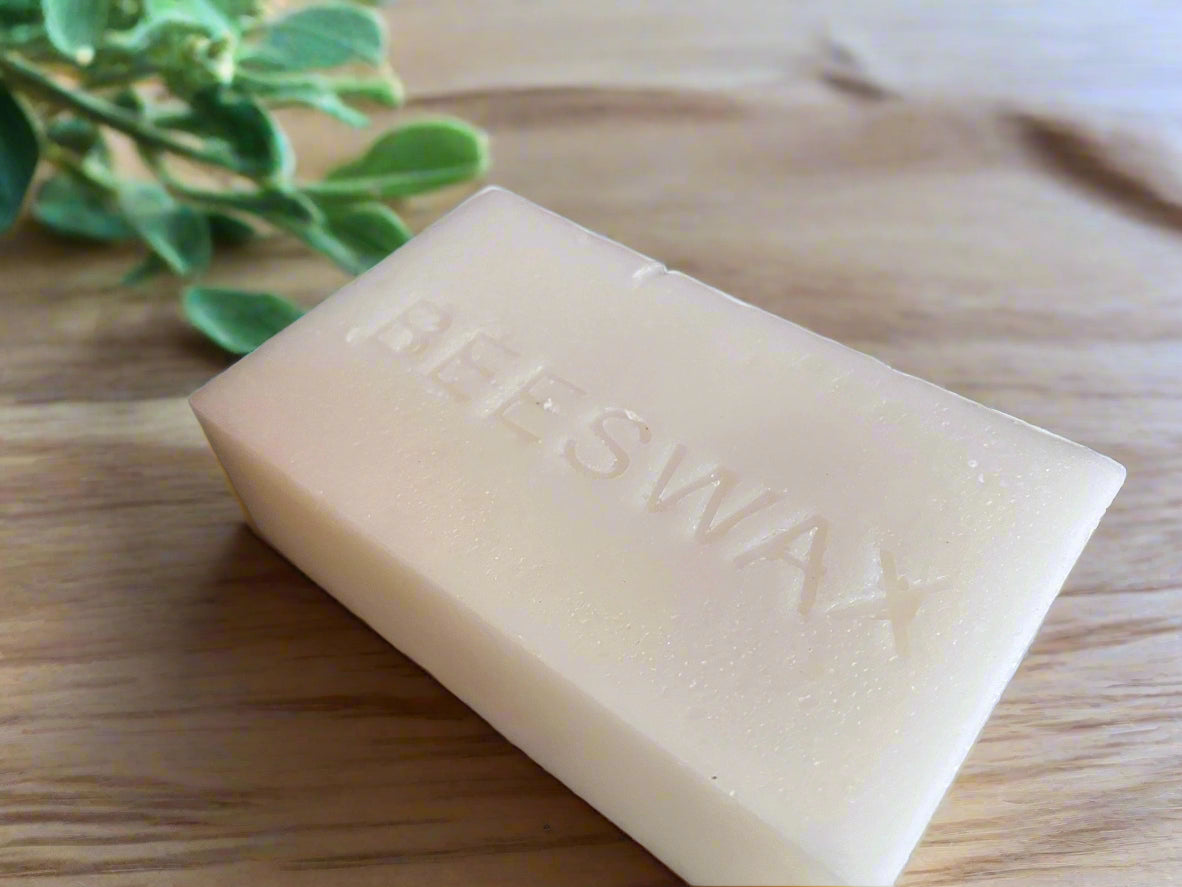 Lavender Valley Beeswax Candle | Organic Essential Oil Infused